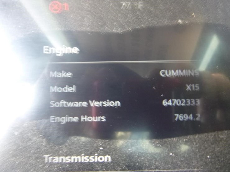 2024-peterbilt-579-image-28