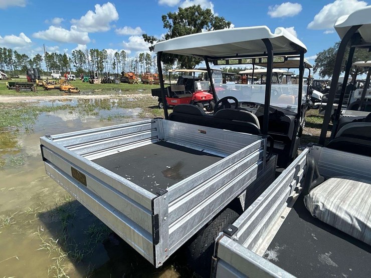 2021-club-car-carryall-500-electric-utility-cart-image-3