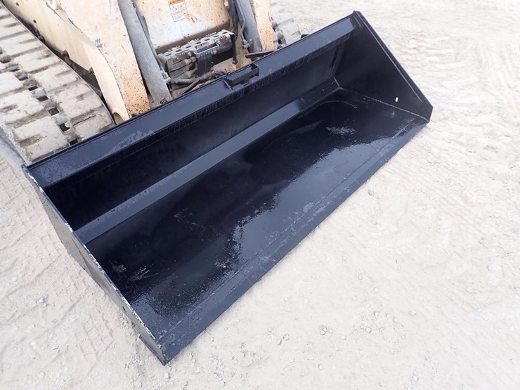wildcat-84"-skid-steer-gp-bucket-image-3