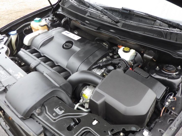 2012-volvo-xc90-image-10