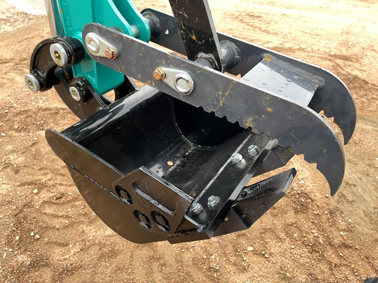 #1787-•-agt-qh12r-mini-excavator-image-14