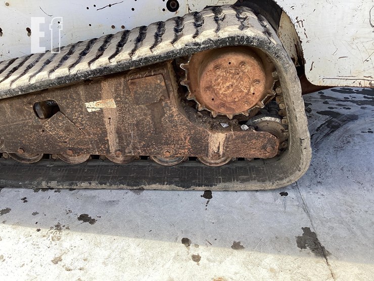 2007-bobcat-t250-image-11