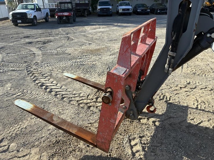 2018-skyjack-sj1056-image-5