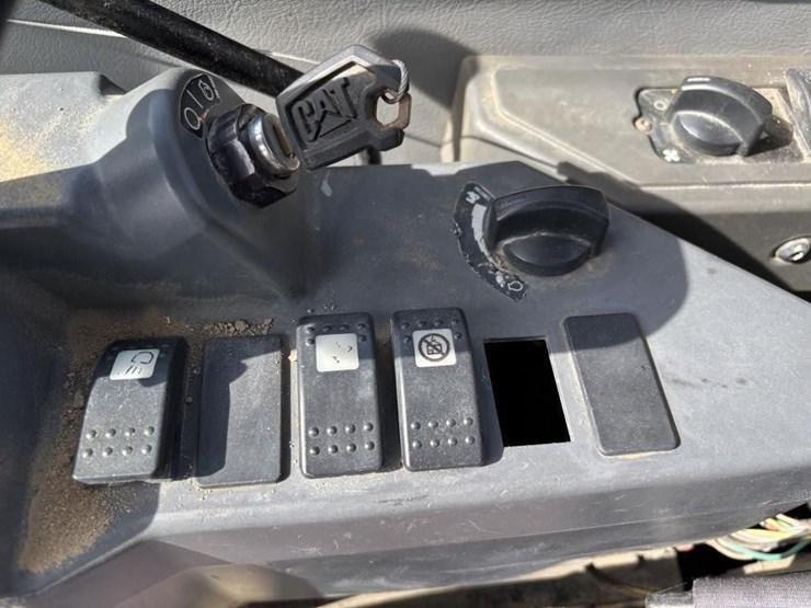 2013-caterpillar-308e2-cr-image-37