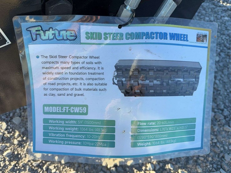 skid-steer-compact-wheel-image-2