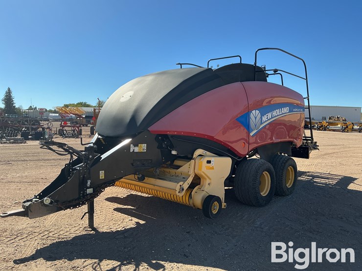 2013-new-holland-340-image-1