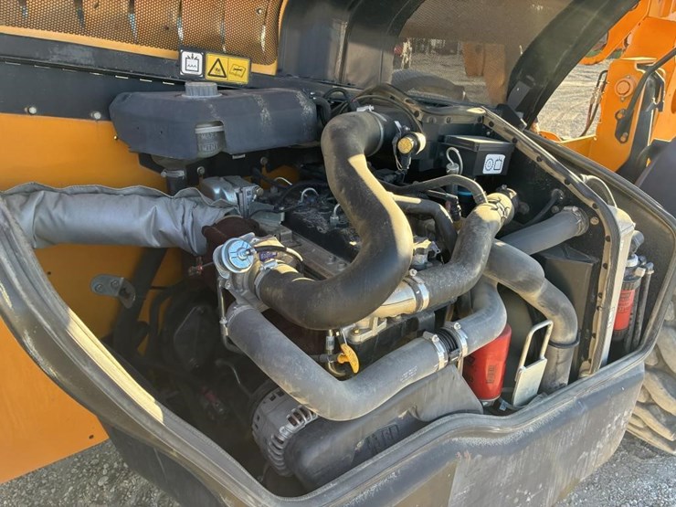 2018-jcb-510-image-17