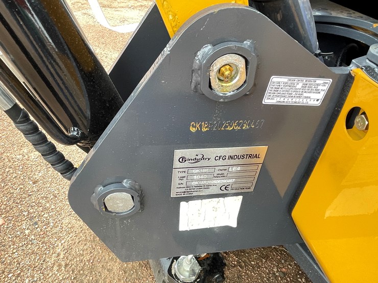 #1794-•-agt-qk18r-mini-excavator-image-11