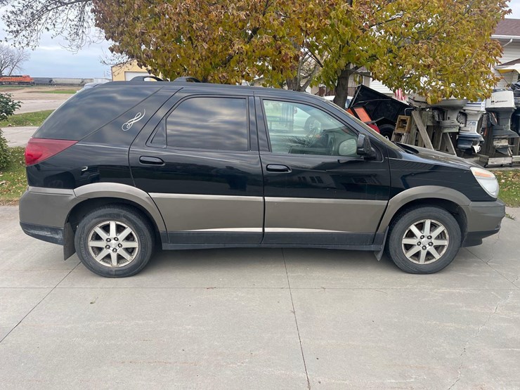 2004-buick-rendezvous-image-1