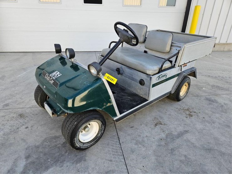 #2481-•-club-car-turf-truck-golf-cart-image-1