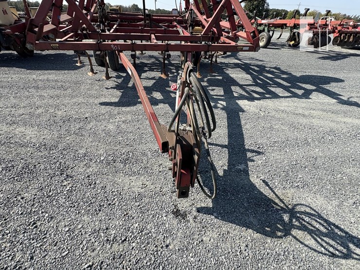 case-ih-4600-image-2