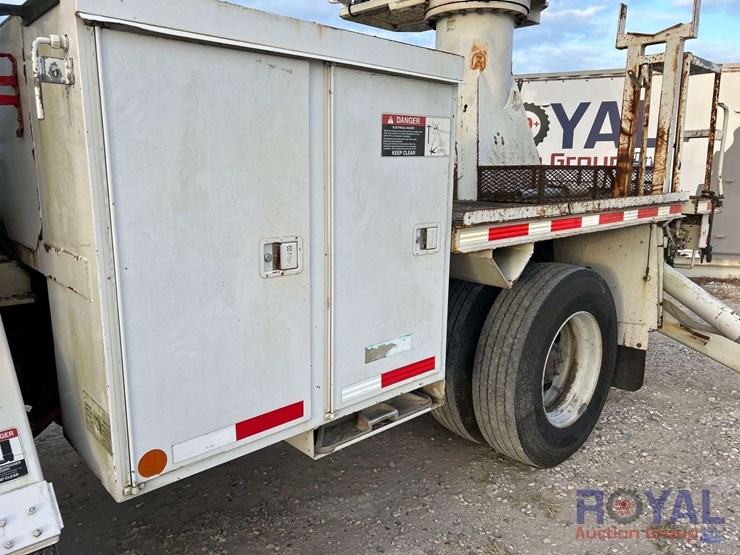 2006-altec-dm47-image-18