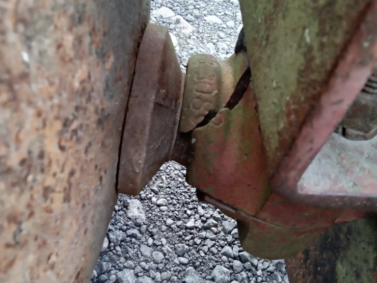 #901-•-ih-9'-wheel-disc-image-4