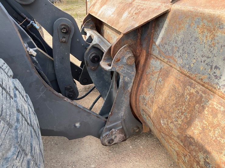 2015-volvo-l70h-image-128