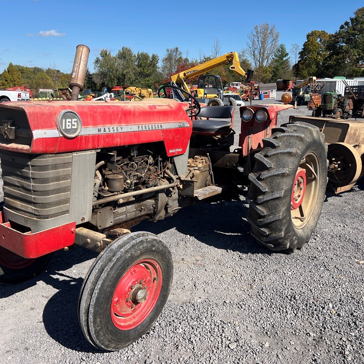 MASSEY-FERGUSON 165