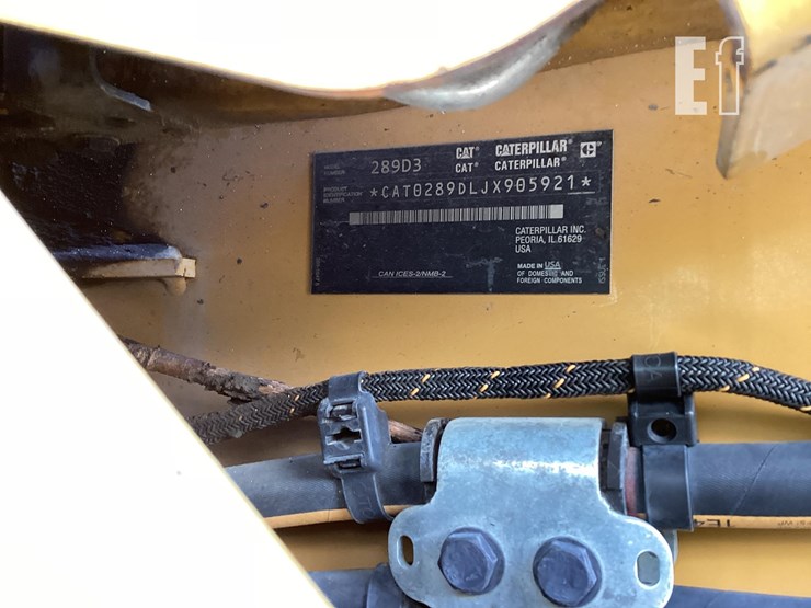 2021-caterpillar-289d3-image-23