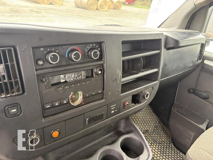 2008-chevrolet-express-1500-image-9