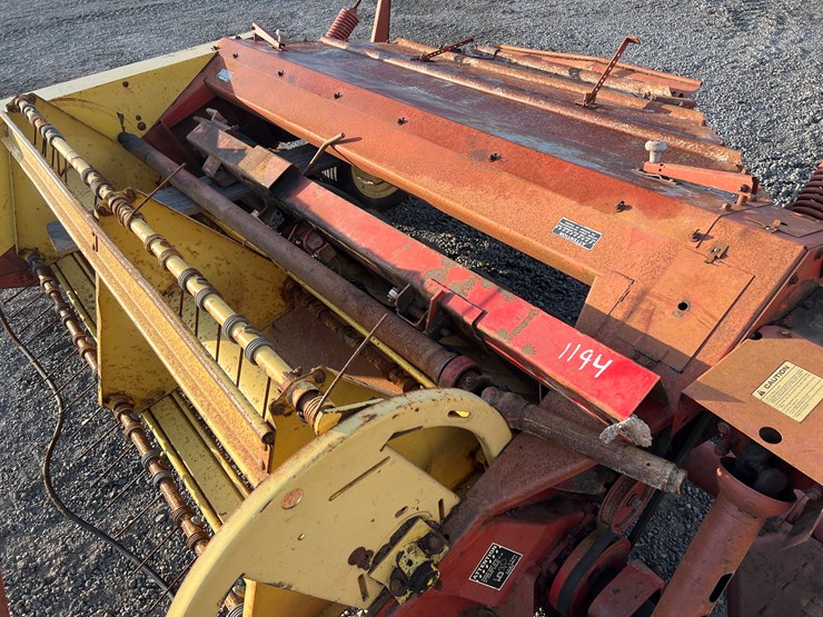 new-holland-472-image-2