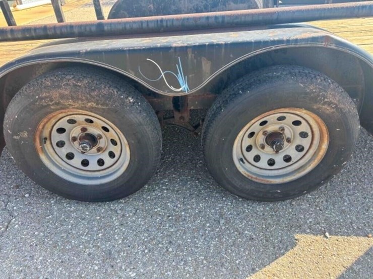 16’-trailmaster-flatbed-trailer-image-4