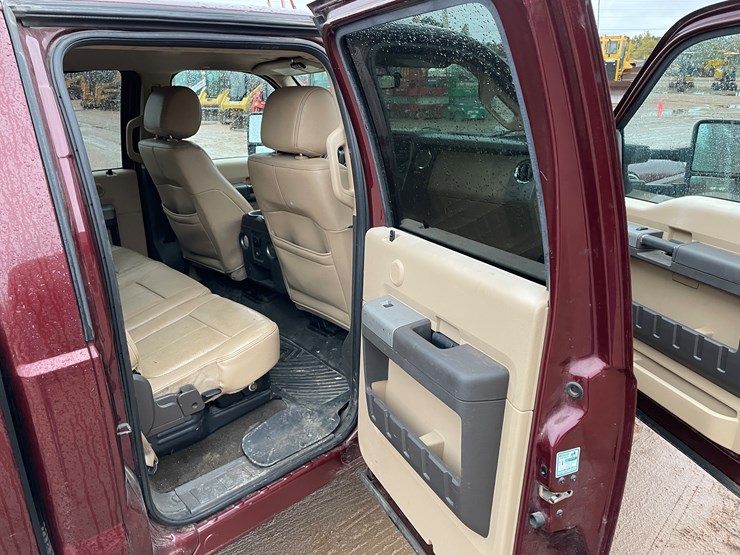 2013-ford-f350-image-34