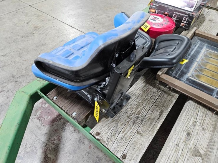 #2484-•-blue-ford-seat-w/-mount-image-3
