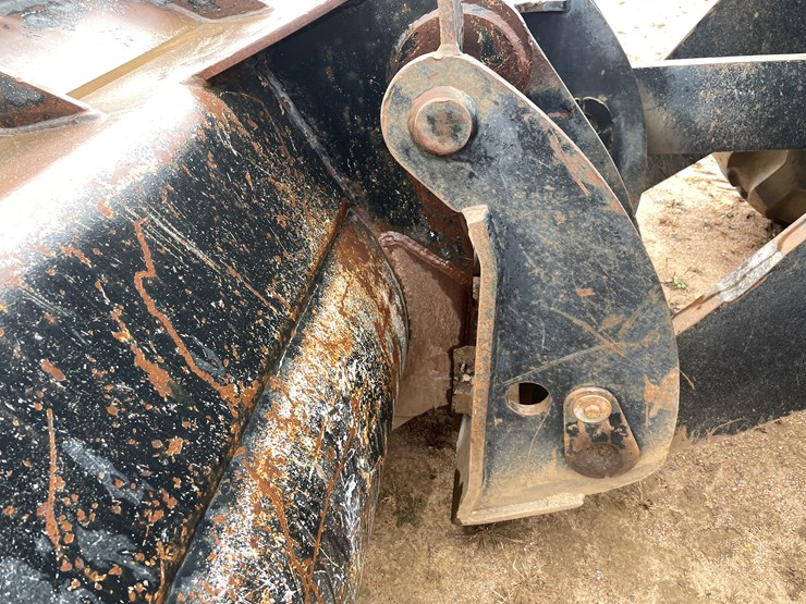 2011-case-821f-image-34