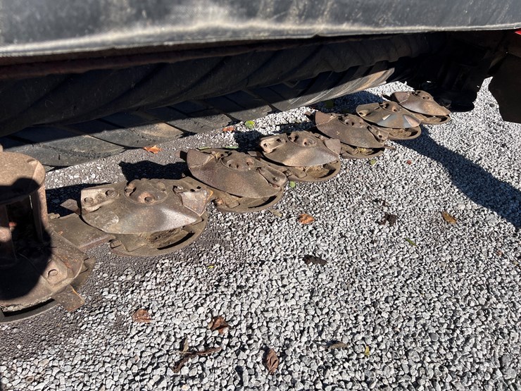 new-holland-1411-image-3