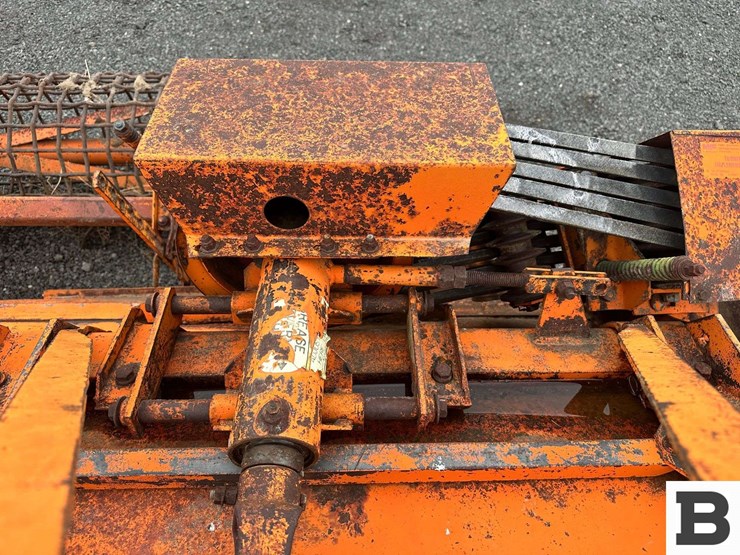 1978-northwest-rb-72-0-b-rototiller-image-11