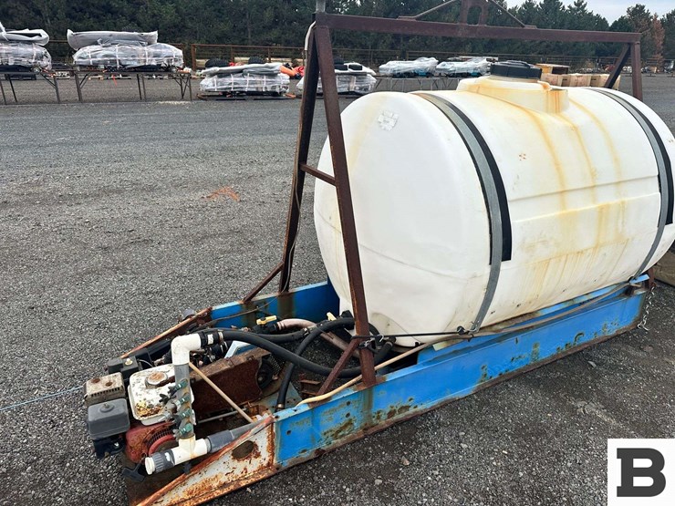 snyder-tank-sprayer-image-7