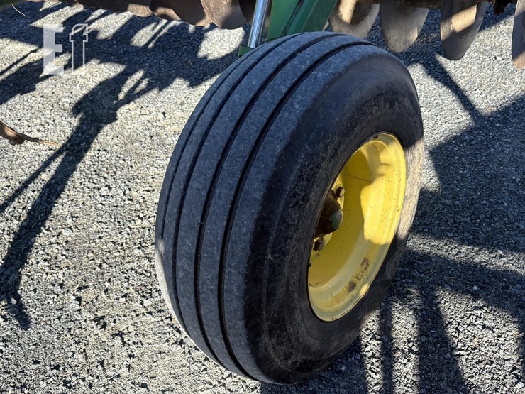 john-deere-714-image-7