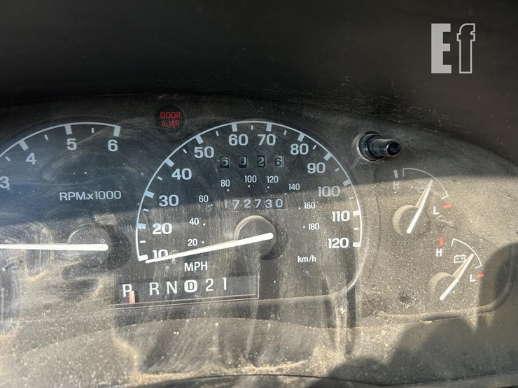 2001-ford-explorer-xlt-image-12