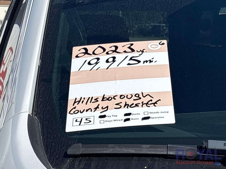 2023-chevrolet-tahoe-image-32