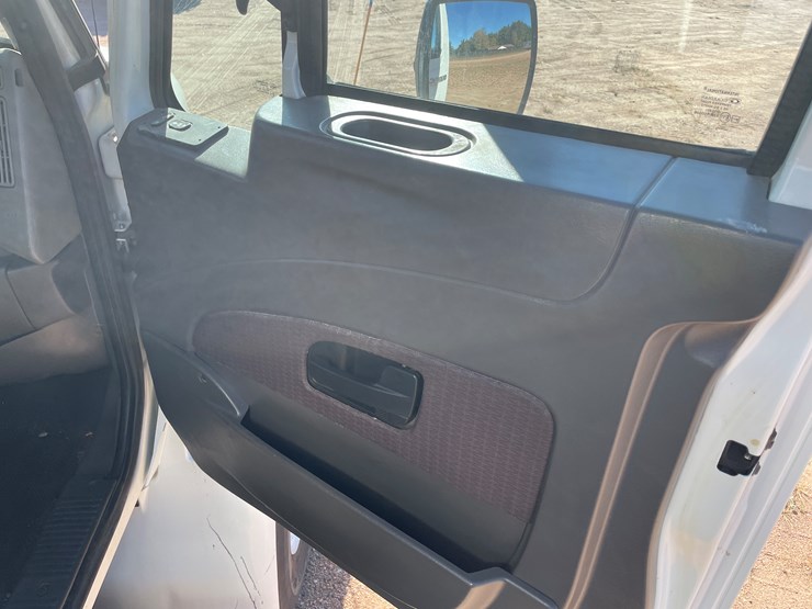 2012-international-durastar-4400-image-17