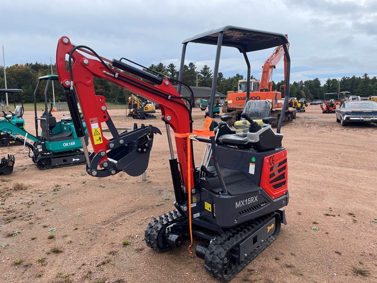#1692-•-agt-mx15rx-mini-excavator-image-1