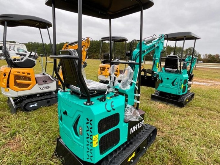 unused-cfg-mh12r-mini-excavator-(bkt,-2-ft-8-in.-image-5