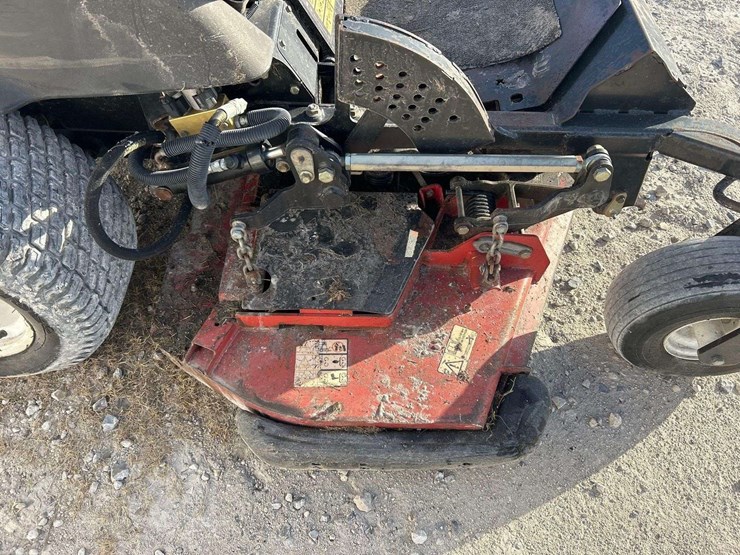 2016-toro-groundsmaster-7200-image-11