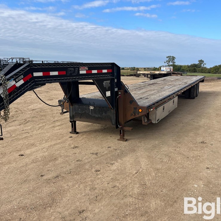 2015 PJ FLATBED