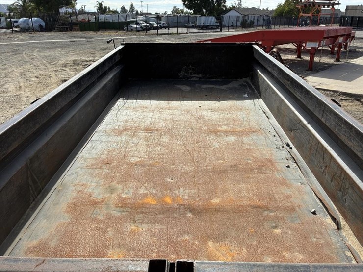 2022-pj-trailers-1d162-12'-t/a-dump-trailer-image-10