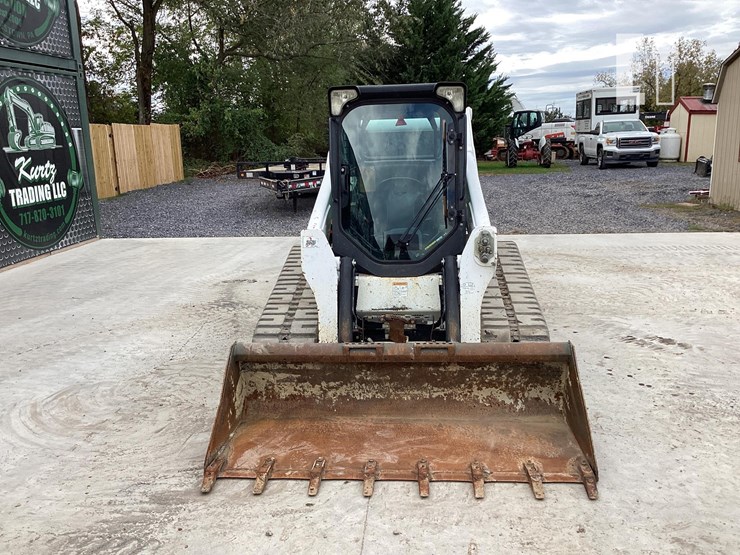 2019-bobcat-t740-image-7