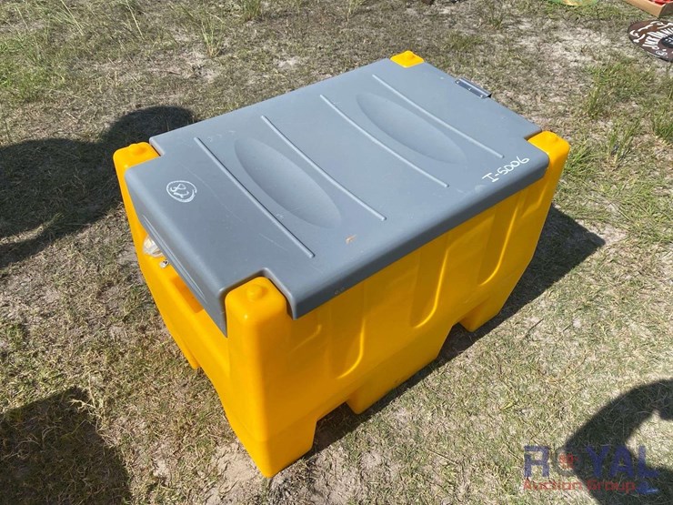 poly-fuel-tank-with-electric-pump-image-2