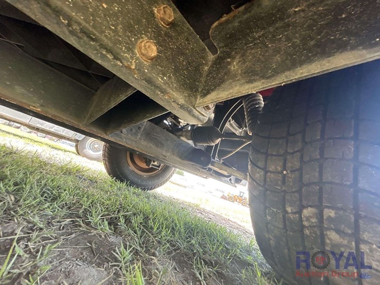 2018-toro-workman-gtx-electric-utility-cart-image-7