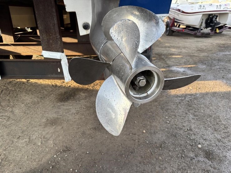 2004-unknown-trailer-image-61