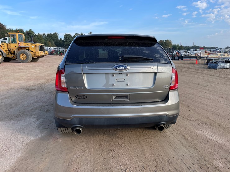 2013-ford-edge-image-4