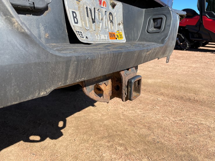 2015-toyota-tundra-sr5-image-26