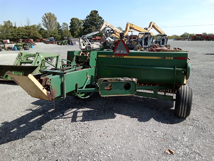 john-deere-338-image-6