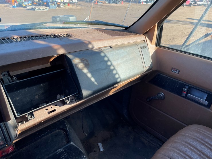 gmc-topkick-image-38