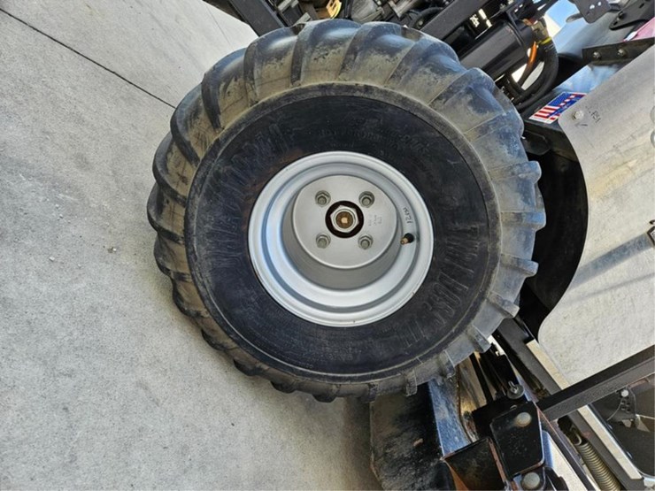 #2482-•-2012-dixie-chopper-xcaliber-3366-zero-turn-mower-image-28