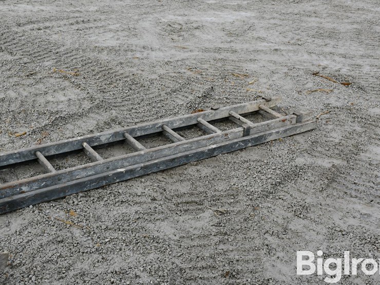 wooden-ladders-image-19