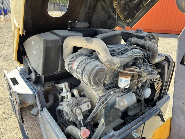 2015-dynapac-cc1200-image-15