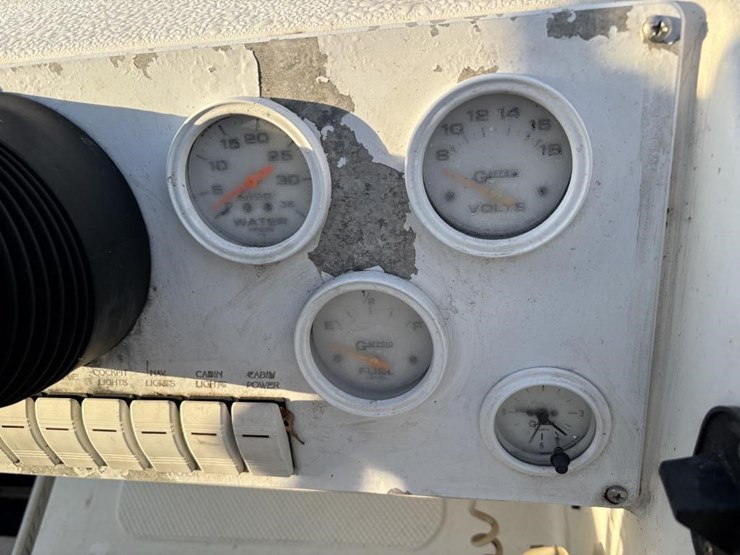 2004-unknown-trailer-image-18